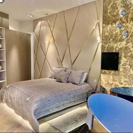 Hanza Tower Gold 23 Pool & Jacussi & Sauna * Szczecin